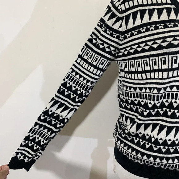 Black and White Geometric Pattern 90s Sweater V Neck Womens Medium - Picture 3 of 7